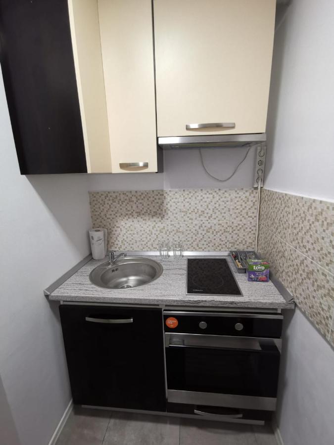 Bmw Studio Apartment Букурещ Екстериор снимка